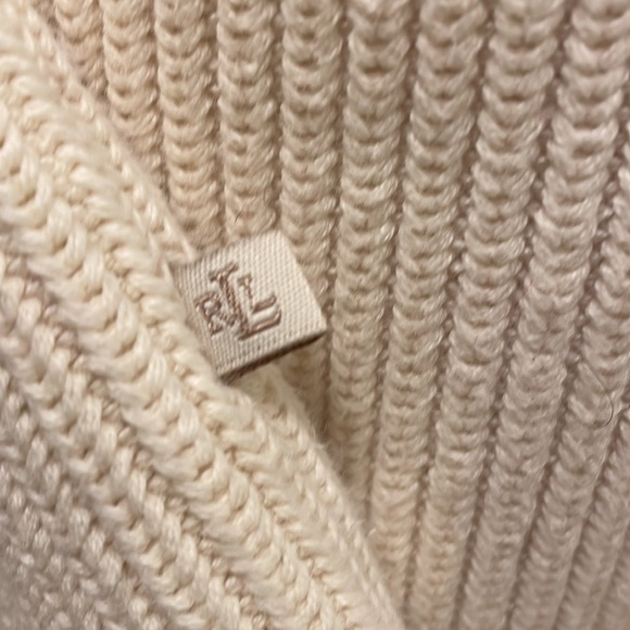 Ralph Lauren Women Cable Sweater - Picture 3 of 5